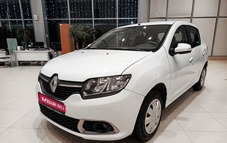 Renault Sandero II рестайлинг, 2015 год, 799 000 рублей, 1 фотография