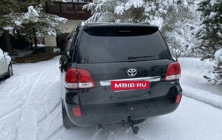 Toyota Land Cruiser 200, 2011 год, 3 500 000 рублей, 6 фотография