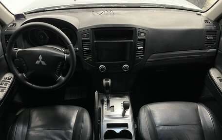 Mitsubishi Pajero IV, 2010 год, 1 999 000 рублей, 12 фотография