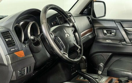 Mitsubishi Pajero IV, 2008 год, 1 499 000 рублей, 13 фотография