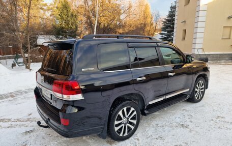 Toyota Land Cruiser 200, 2018 год, 8 100 000 рублей, 4 фотография