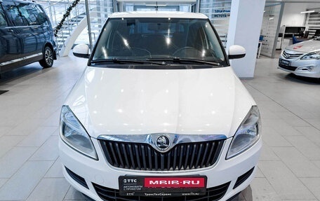 Skoda Fabia II, 2013 год, 697 000 рублей, 2 фотография