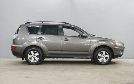 Mitsubishi Outlander III рестайлинг 3, 2011 год, 1 290 000 рублей, 5 фотография