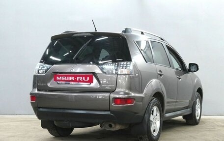 Mitsubishi Outlander III рестайлинг 3, 2011 год, 1 290 000 рублей, 6 фотография