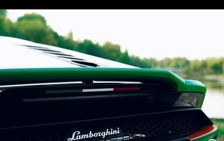 Lamborghini Huracán, 2020 год, 35 000 000 рублей, 13 фотография