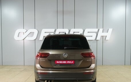 Volkswagen Tiguan II, 2018 год, 2 730 000 рублей, 4 фотография