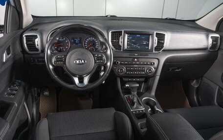 KIA Sportage IV рестайлинг, 2016 год, 2 099 000 рублей, 6 фотография