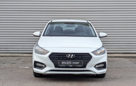 Hyundai Solaris II рестайлинг, 2018 год, 1 335 000 рублей, 2 фотография