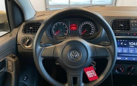 Volkswagen Polo VI (EU Market), 2011 год, 990 000 рублей, 10 фотография