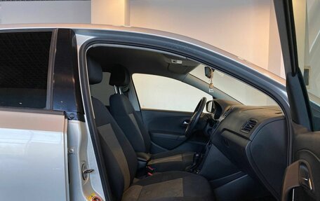 Volkswagen Polo VI (EU Market), 2011 год, 990 000 рублей, 29 фотография