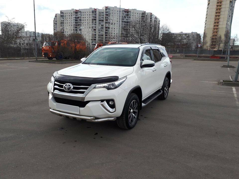 Toyota Fortuner II, 2018 год, 900 000 рублей, 1 фотография