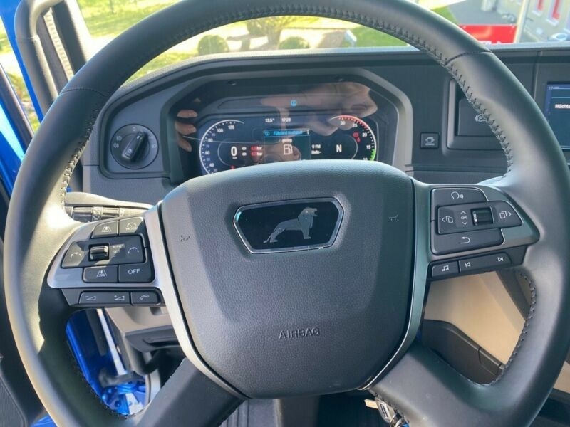 Porsche Cayenne GTS, 2021 год, 29 800 000 рублей, 28 фотография