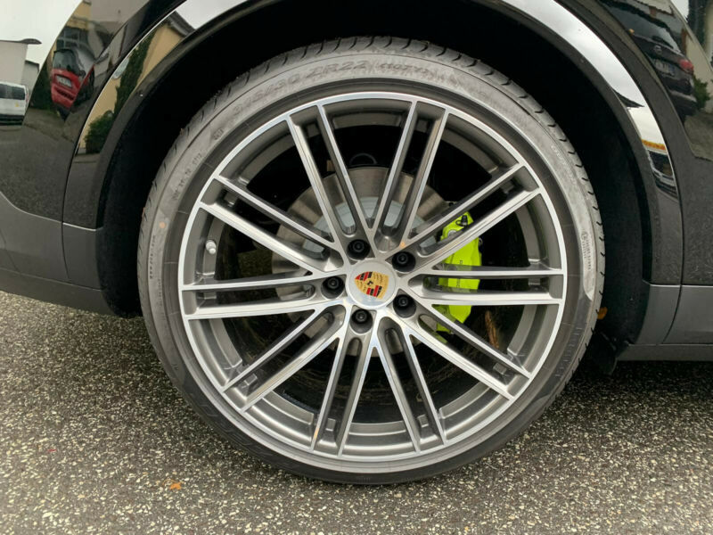 Porsche Cayenne GTS, 2021 год, 29 800 000 рублей, 14 фотография