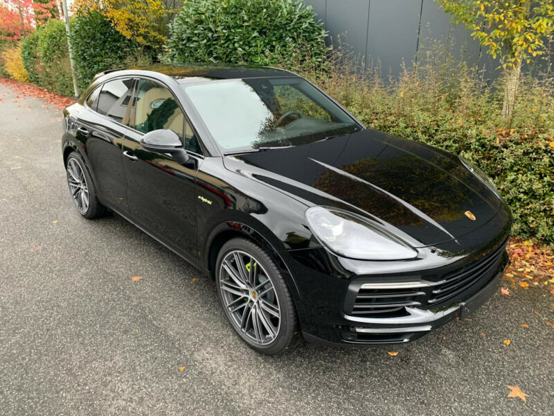 Porsche Cayenne GTS, 2021 год, 29 800 000 рублей, 5 фотография