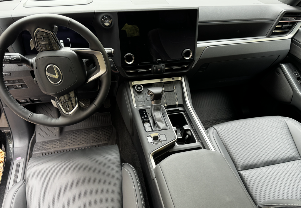 Lexus GX II рестайлинг 2, 2024 год, 15 000 000 рублей, 16 фотография