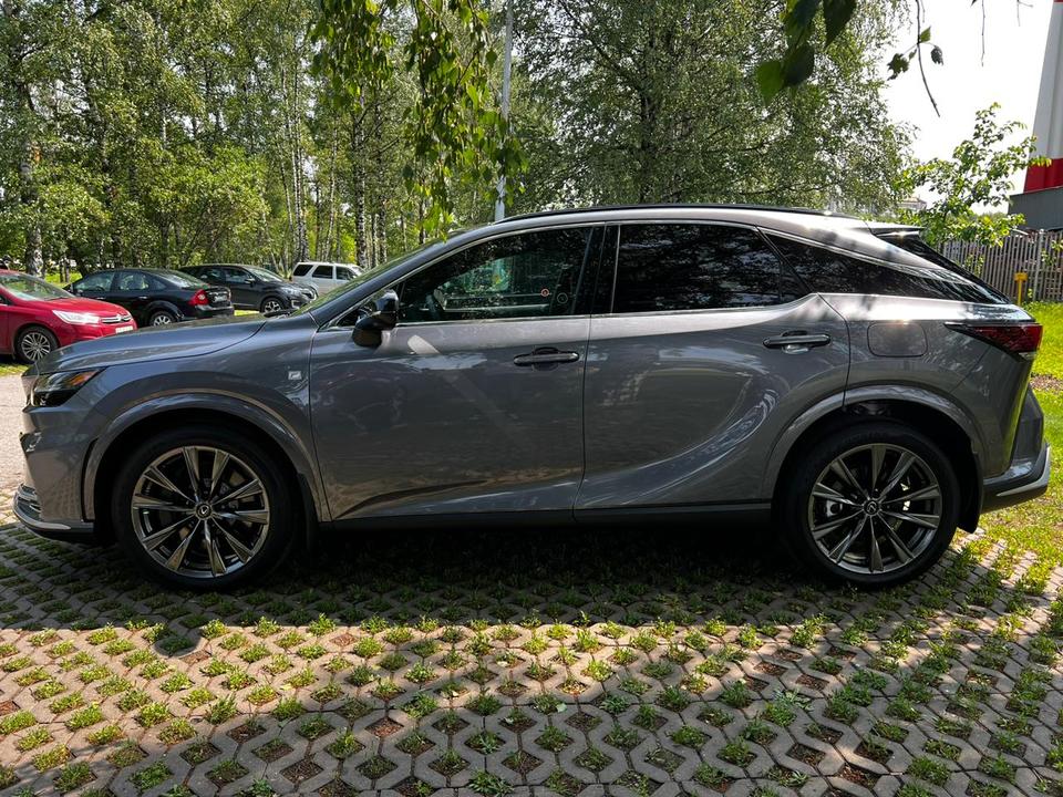 Lexus RX IV рестайлинг, 2024 год, 11 000 000 рублей, 7 фотография