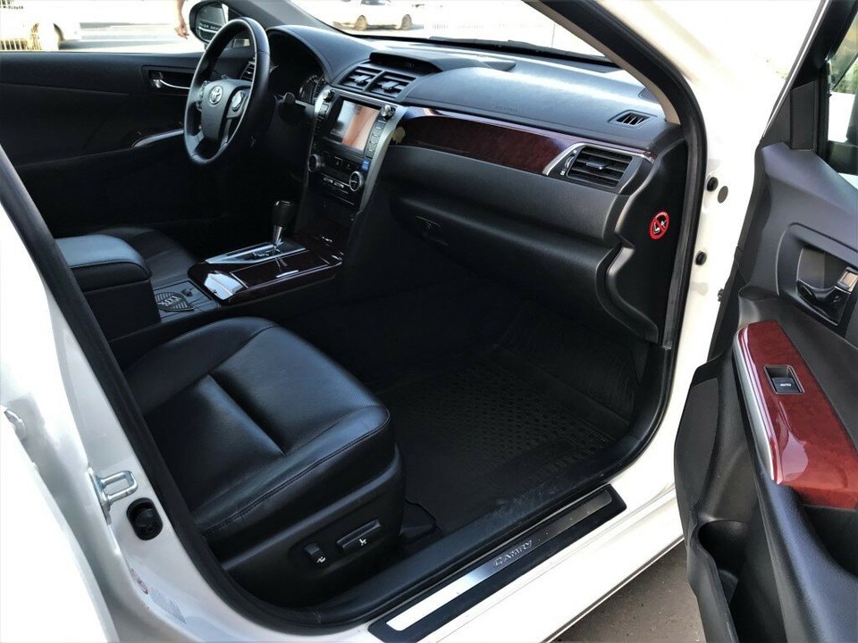 Toyota Camry XV50 рестайлинг, 2015 год, 600 000 рублей, 8 фотография