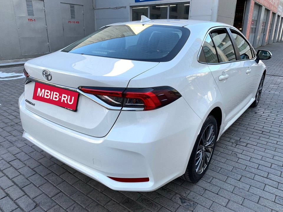 Toyota Corolla E160 рестайлинг, 2019 год, 1 000 000 рублей, 7 фотография