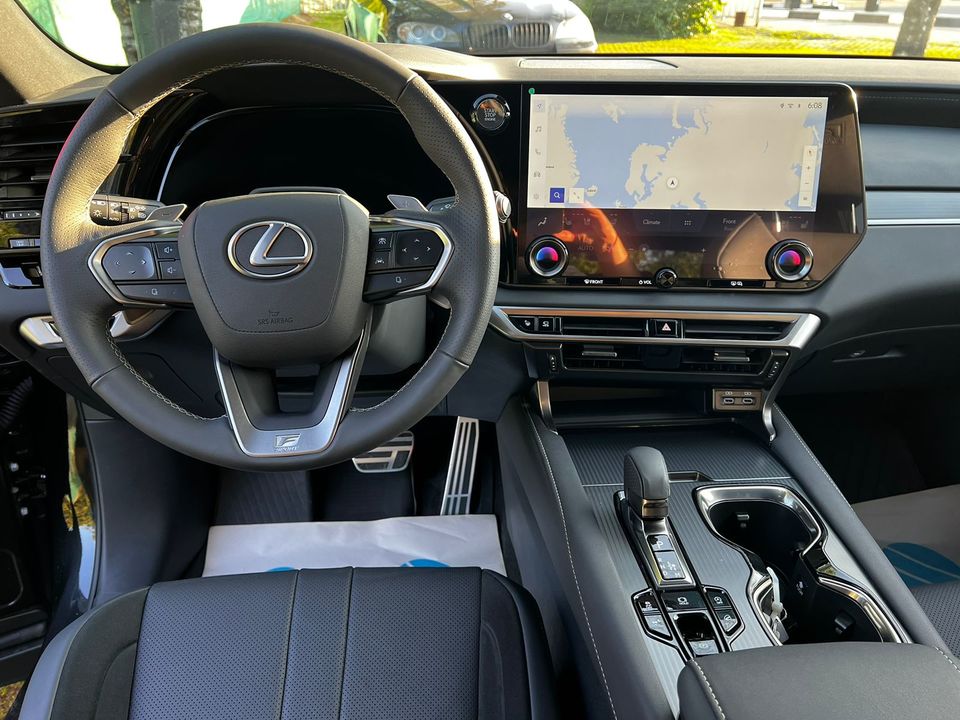 Lexus RX IV рестайлинг, 2024 год, 10 200 000 рублей, 9 фотография