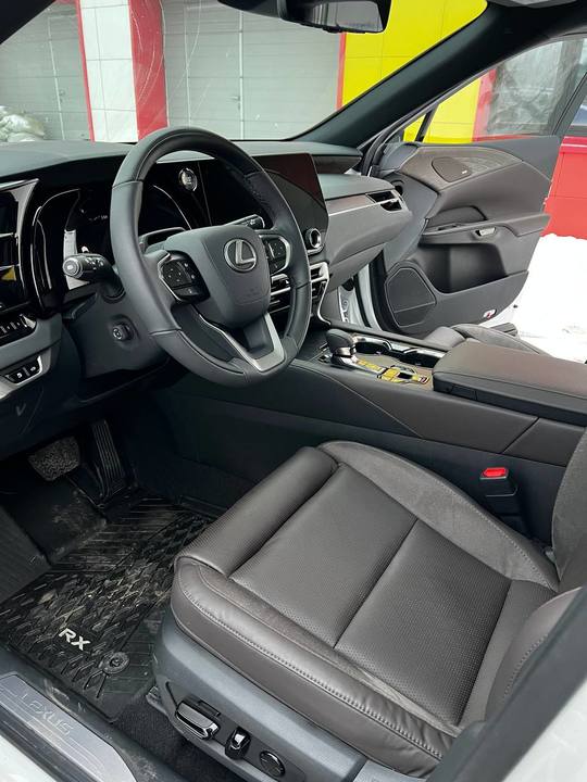 Lexus RX IV рестайлинг, 2024 год, 9 800 000 рублей, 11 фотография
