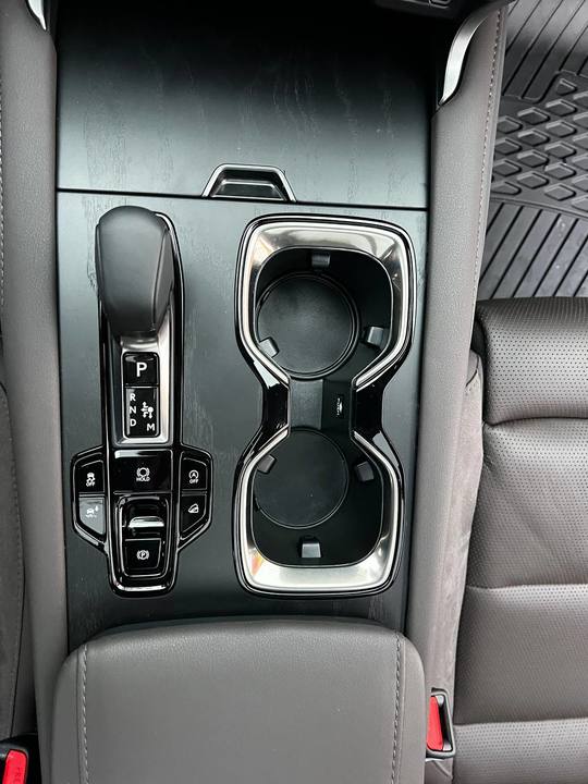 Lexus RX IV рестайлинг, 2024 год, 9 800 000 рублей, 17 фотография