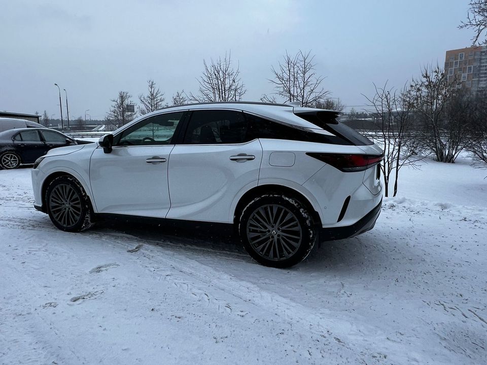 Lexus RX IV рестайлинг, 2024 год, 9 800 000 рублей, 2 фотография
