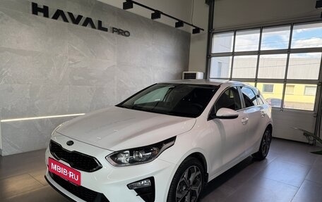 KIA cee'd III, 2019 год, 1 900 000 рублей, 1 фотография