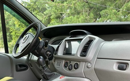Opel Vivaro A рестайлинг, 2004 год, 589 000 рублей, 23 фотография