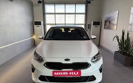 KIA cee'd III, 2019 год, 1 900 000 рублей, 2 фотография