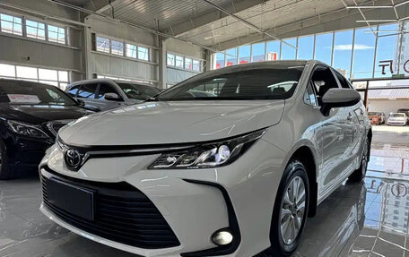 Toyota Corolla, 2021 год, 1 300 998 рублей, 3 фотография