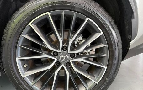 Lexus NX, 2022 год, 4 250 000 рублей, 15 фотография