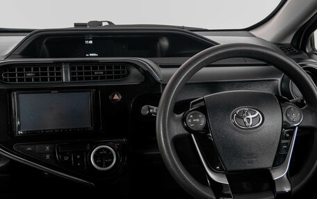 Toyota Aqua I, 2020 год, 1 379 000 рублей, 15 фотография