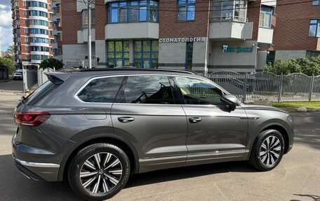 Volkswagen Touareg III, 2021 год, 5 599 000 рублей, 1 фотография