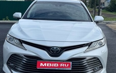 Toyota Camry, 2018 год, 3 000 000 рублей, 1 фотография