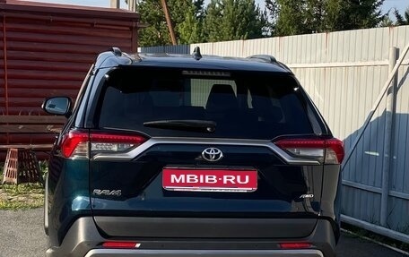 Toyota RAV4, 2020 год, 3 649 000 рублей, 1 фотография
