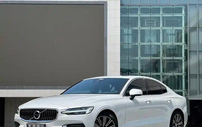 Volvo S60 III, 2022 год, 1 960 000 рублей, 1 фотография