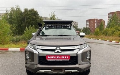 Mitsubishi L200 IV рестайлинг, 2019 год, 2 950 000 рублей, 1 фотография
