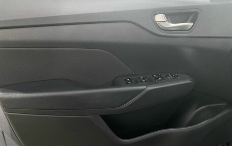 Hyundai Solaris II рестайлинг, 2019 год, 1 310 000 рублей, 9 фотография