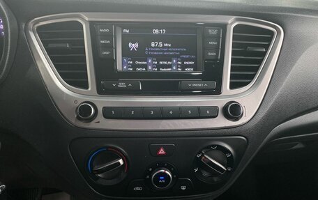 Hyundai Solaris II рестайлинг, 2019 год, 1 310 000 рублей, 26 фотография