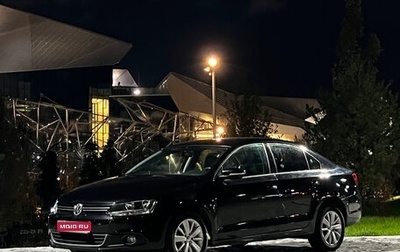 Volkswagen Jetta VI, 2013 год, 910 000 рублей, 1 фотография