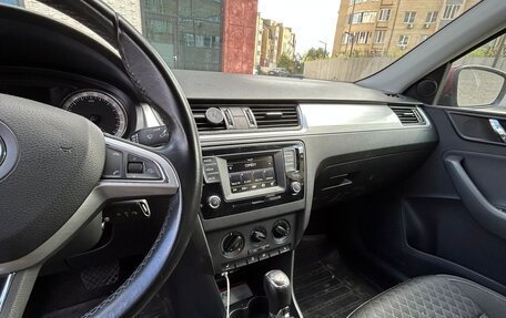 Skoda Rapid I, 2016 год, 1 800 000 рублей, 10 фотография