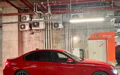 BMW 3 серия, 2017 год, 2 600 000 рублей, 3 фотография