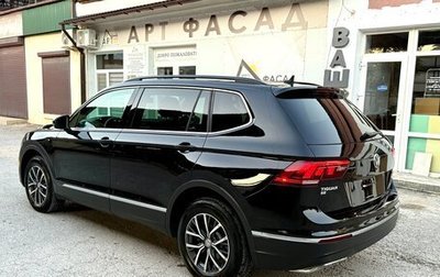 Volkswagen Tiguan II, 2019 год, 2 370 000 рублей, 1 фотография
