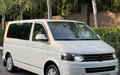 Volkswagen Multivan T5, 2014 год, 2 050 000 рублей, 1 фотография