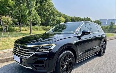 Volkswagen Touareg III, 2022 год, 5 300 000 рублей, 1 фотография