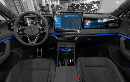 Volkswagen Tiguan, 2025 год, 4 800 000 рублей, 8 фотография