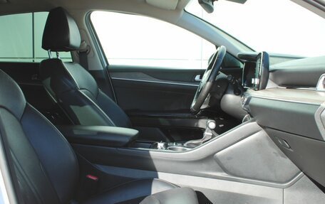 KIA K5, 2020 год, 2 519 000 рублей, 15 фотография
