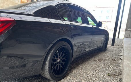 BMW 7 серия, 2012 год, 1 800 000 рублей, 1 фотография