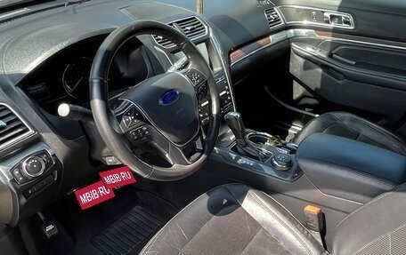 Ford Explorer VI, 2016 год, 2 950 000 рублей, 13 фотография