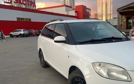 Skoda Fabia II, 2008 год, 340 000 рублей, 2 фотография